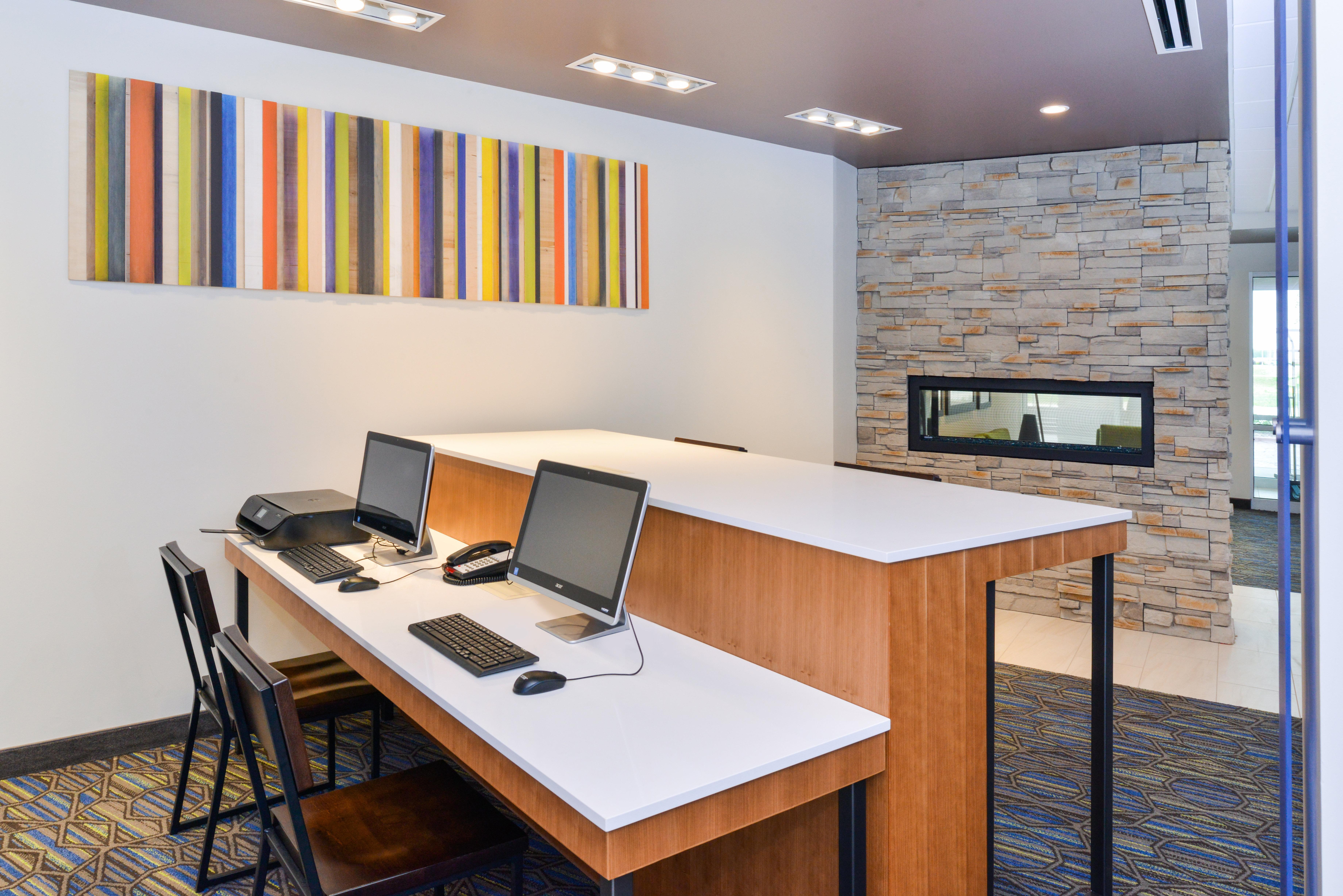 Holiday Inn Express & Suites - Ogallala By Ihg Bagian luar foto