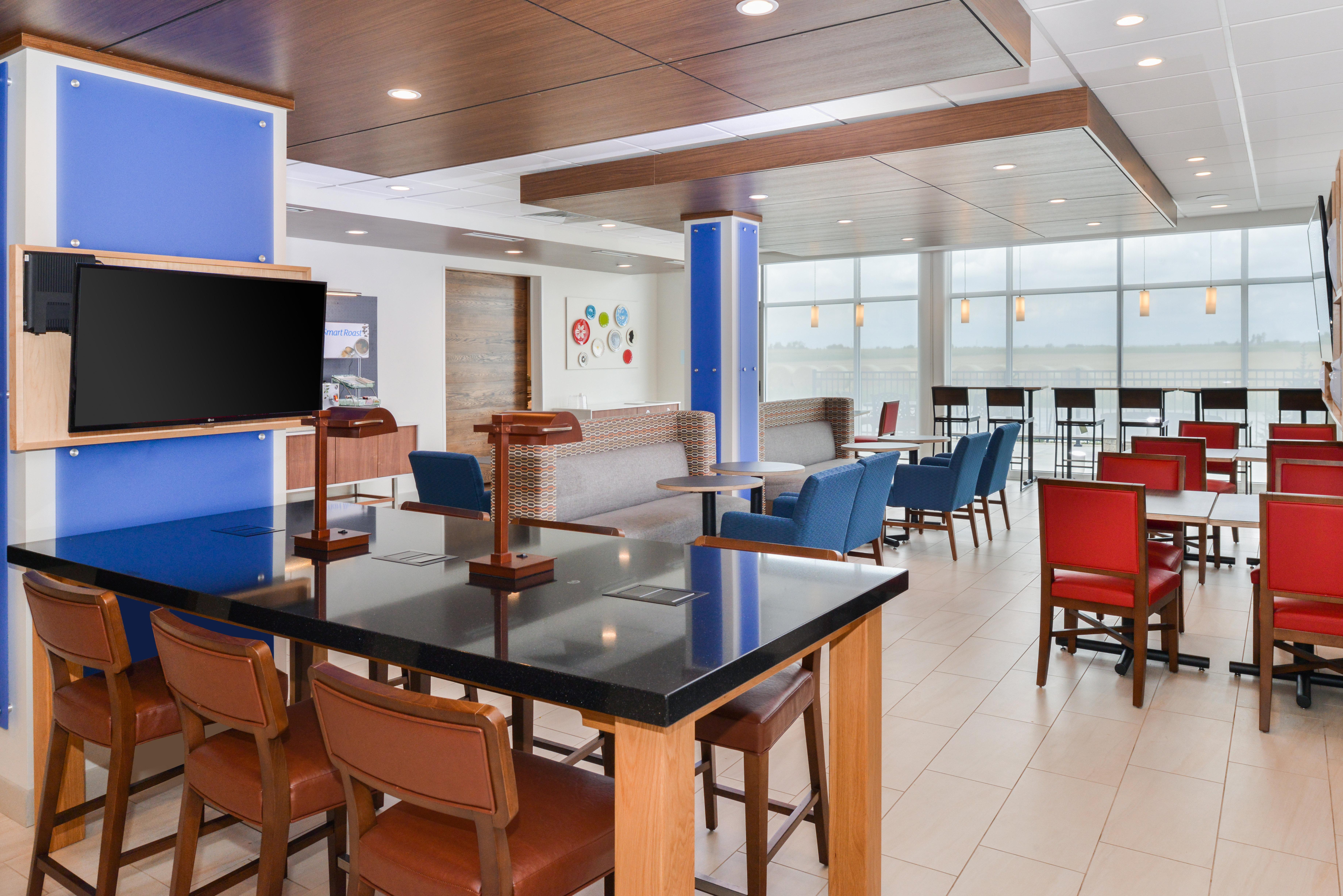 Holiday Inn Express & Suites - Ogallala By Ihg Bagian luar foto