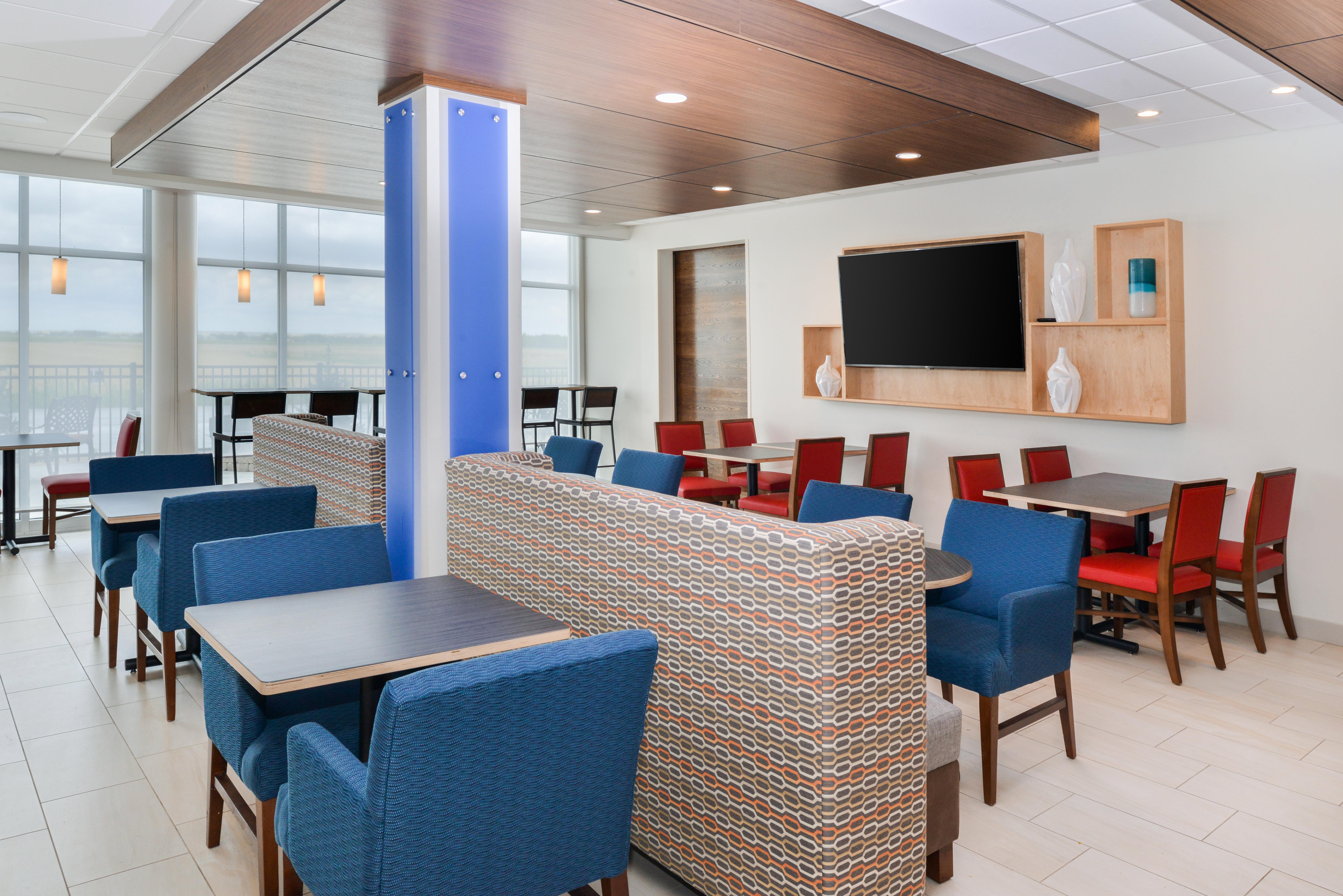 Holiday Inn Express & Suites - Ogallala By Ihg Bagian luar foto