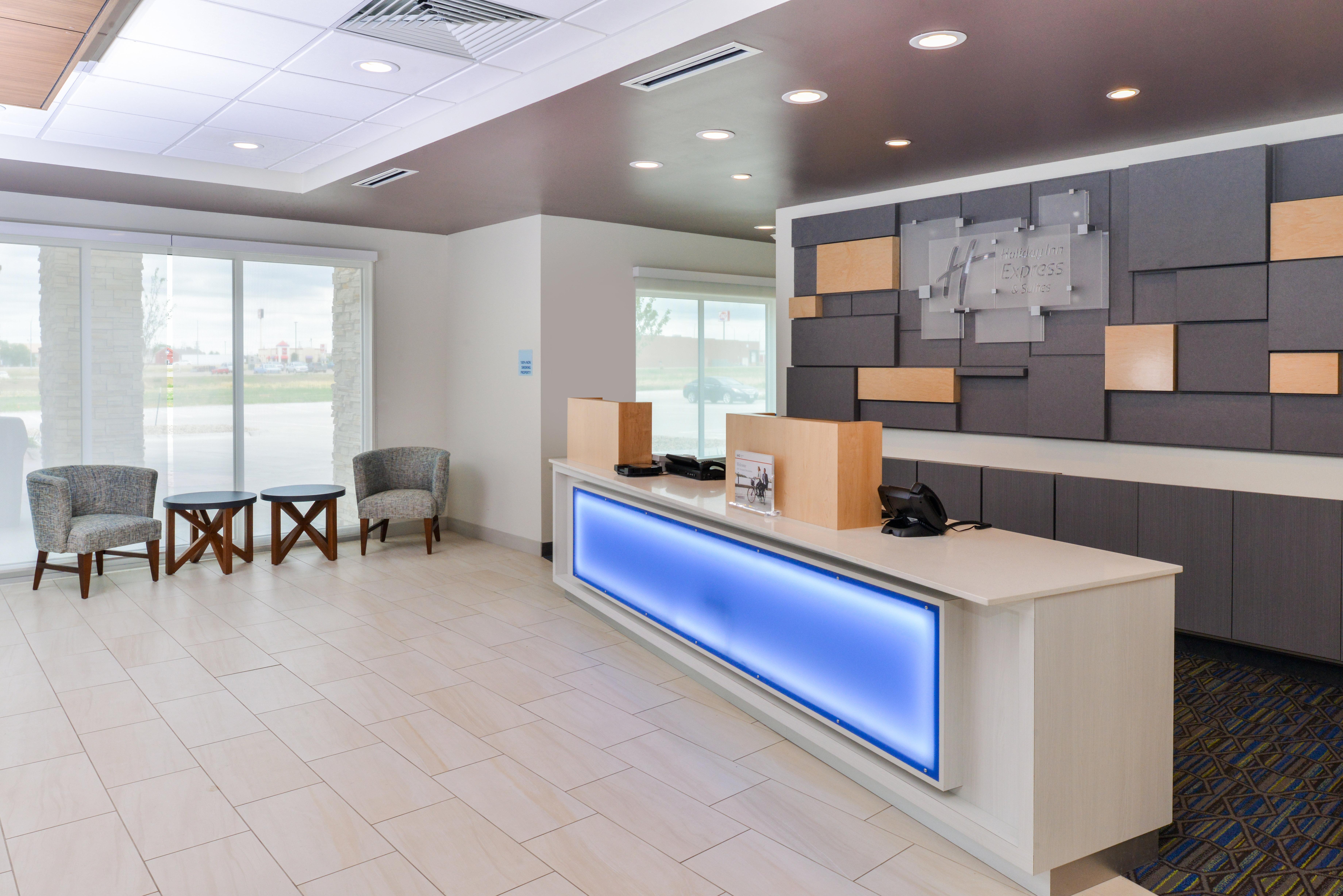 Holiday Inn Express & Suites - Ogallala By Ihg Bagian luar foto